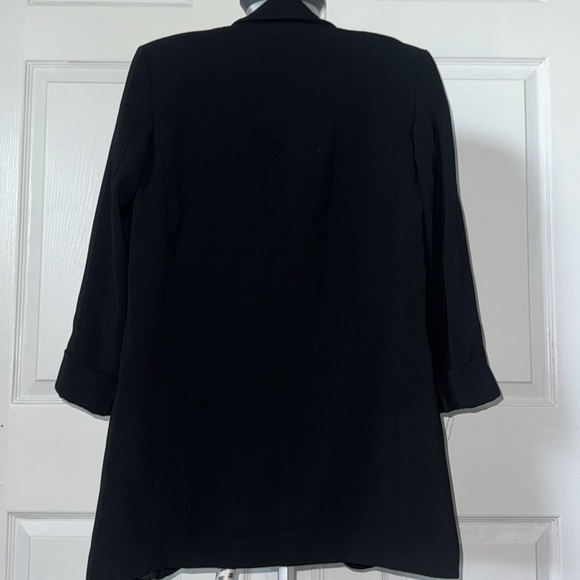 Blazer - Picture 5 of 5